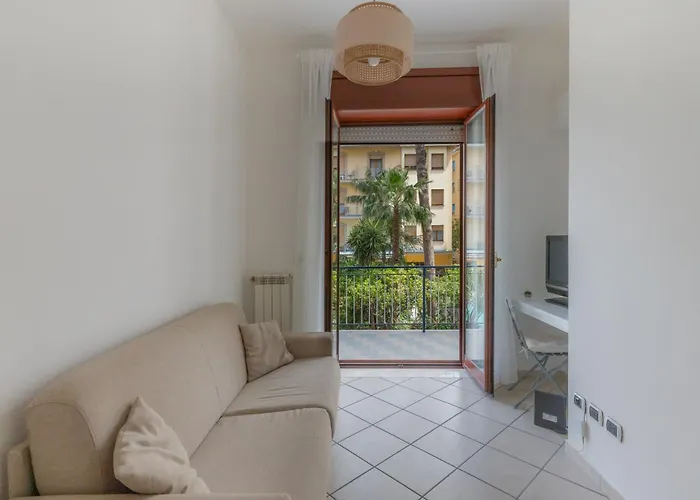 Main Road Дом отдыха *