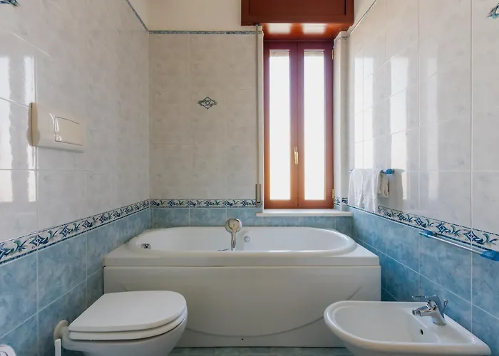 Main Road * Sorrento