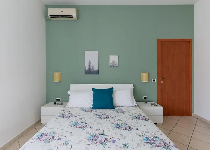 Main Road * Sorrento